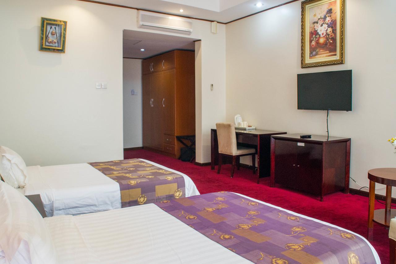 Mbarara Lake View Resort Hotel מראה חיצוני תמונה